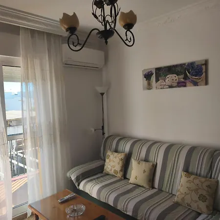 Apto En Conil Con Plaza De Parking Y Aire Acondicionado Apartman *