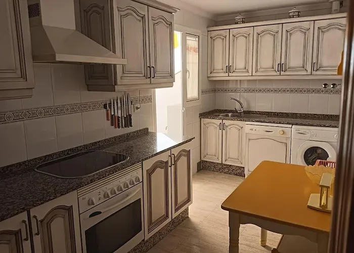 Апартаменты Apto En Conil Con Plaza De Parking *